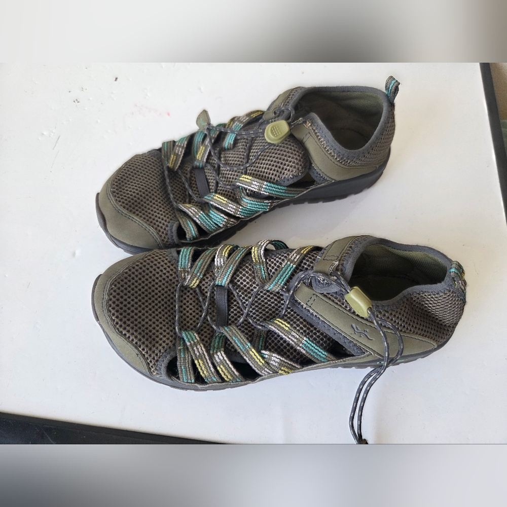 Chaco Outcross Khaki Green Waterproof Outdoor Trail Shoes Shoes